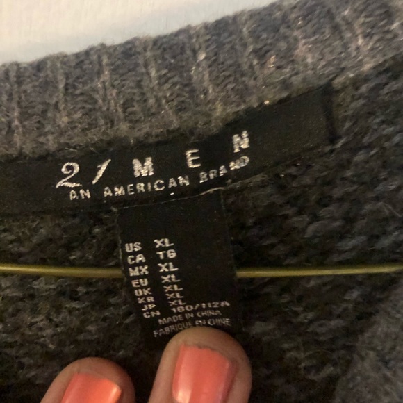 Olive green & gray forever21 men’s XL sweater - Picture 3 of 3
